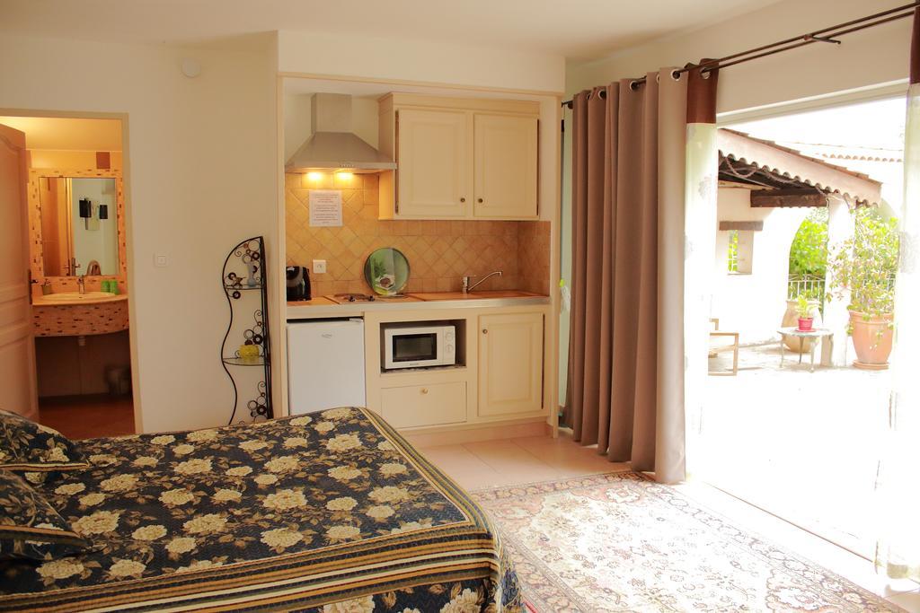 Domaine Le Clos Des Oliviers Sorbo-Ocagnano ภายนอก รูปภาพ